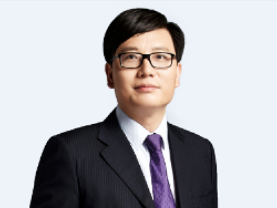 绿城服务董事会主席杨掌法